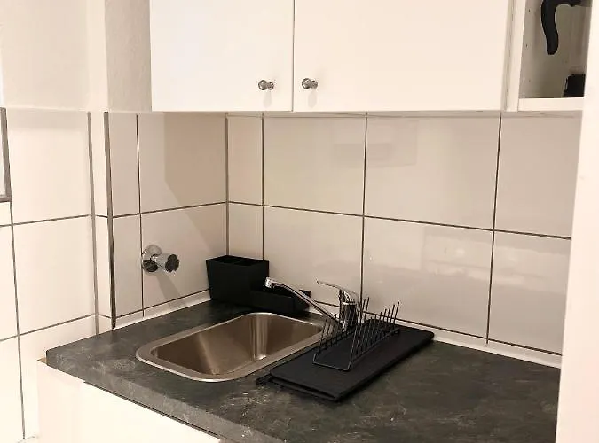 Apartment Gemuetliches Zentrales 2 Min Bis Du Hbf